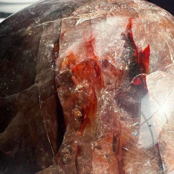 Fire Quartz Crystal Large Palmstone with‎ Rainbow Flash - Picture 7 of 12